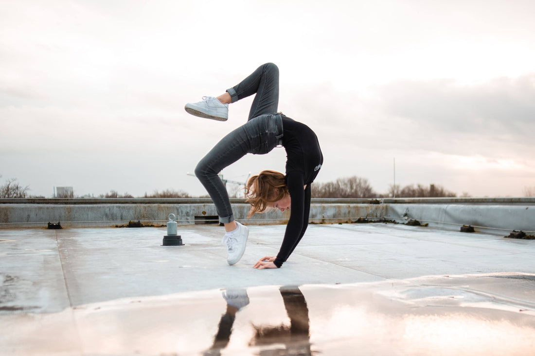 ROCKET YOGA - Misswood